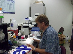Ed and a microscope